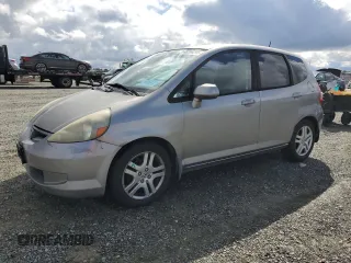 2007 Honda Fit with VIN JHMGD38417S016586, listed as a Copart auction lot 48264295 with 253,239 mi miles and Salvage Title. Bid and sale history available at carsss.com. Image 1.