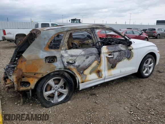 2018 Audi Q5 Premium Plus with VIN WA1BNAFY5J2002808, listed as a Copart auction lot 46907555 with 0 mi miles and Non Repairable. Bid and sale history available at carsss.com. Image 3.