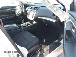 2016 Nissan Altima S z VIN 1N4AL3APXGC130780, wystawiony jako IAAI lot #41461581 z przebiegiem 92 043 mil mil oraz . Historia ofert i sprzedaży dostępna na DreamBid. Obrazek 5.