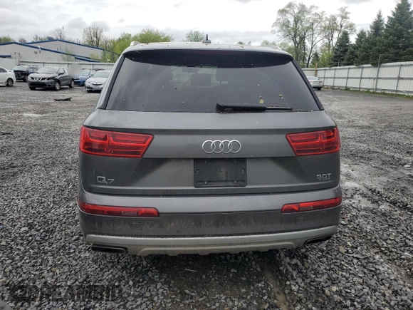2018 Audi Q7 Premium Plus z VIN WA1LAAF70JD040782, wystawiony jako Copart lot #55930685 z przebiegiem 71 144 mil mil oraz Szkoda całkowita • Salvage title. Historia ofert i sprzedaży dostępna na DreamBid. Obrazek 6.