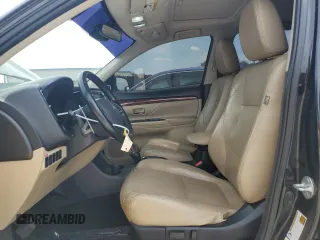 2014 Mitsubishi Outlander GT z VIN JA4JZ4AX7EZ017369, wystawiony jako Copart lot #54223775 z przebiegiem 131 555 mil mil oraz Szkoda całkowita • Salvage title. Historia ofert i sprzedaży dostępna na DreamBid. Obrazek 7.