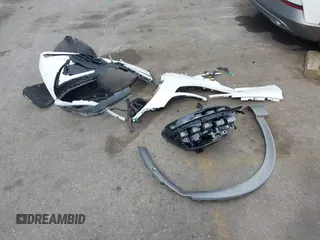 2024 Genesis GV60 z VIN KMUKEDSB0RU021546, wystawiony jako IAAI lot #39977634 z przebiegiem 8107 mil mil oraz . Historia ofert i sprzedaży dostępna na DreamBid. Obrazek 11.