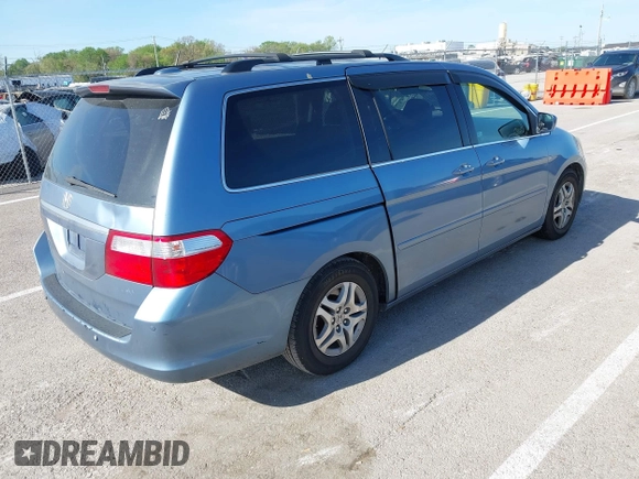 2006 Honda Odyssey TOURING with VIN 5FNRL38886B035471, listed as a IAAI auction lot 42058326 with 1 mi miles. Bid and sale history available at carsss.com. Image 4.