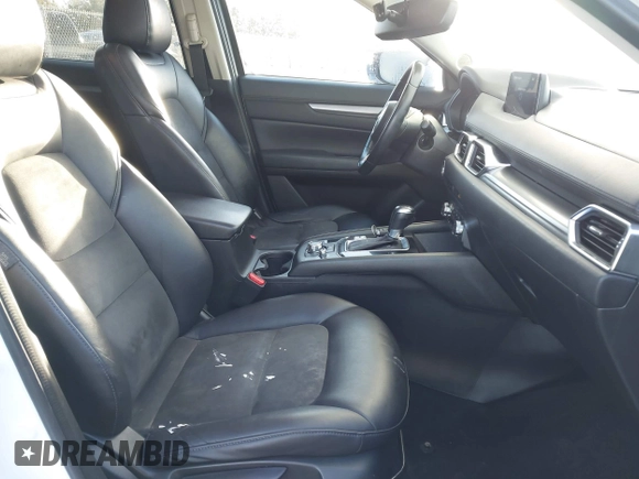 2017 Mazda CX-5 Touring with VIN JM3KFBCL8H0136601, listed as a IAAI auction lot 41830355 with 113,677 mi miles. Bid and sale history available at carsss.com. Image 5.