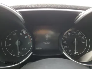 2022 Alfa Romeo Giulia with VIN ZARFAMAN2N7656343, listed as a Copart auction lot 49706275 with 63,524 mi miles and Salvage title. Bid and sale history available at DreamBid. Image 9.