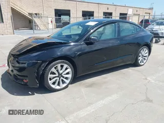 2019 Tesla Model 3 Long Range with VIN 5YJ3E1EB6KF192477, listed as a IAAI auction lot 41981600 with 62,888 mi miles. Bid and sale history available at carsss.com. Image 20.
