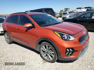 2022 Kia Niro Touring SE with VIN KNDCC3LCXN5532572, listed as a Copart auction lot 67485494 with 27,554 mi miles and Salvage Title. Bid and sale history available at carsss.com. Image 4.