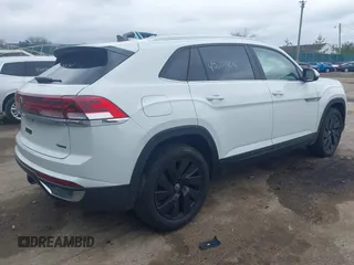 2024 Volkswagen Atlas SE с VIN 1V2HE2CAXRC235388, выставлен на аукционе IAAI как лот 42077564 с пробегом 18 582 миль миль и . История ставок и продаж доступна на DreamBid. Изображение 4.