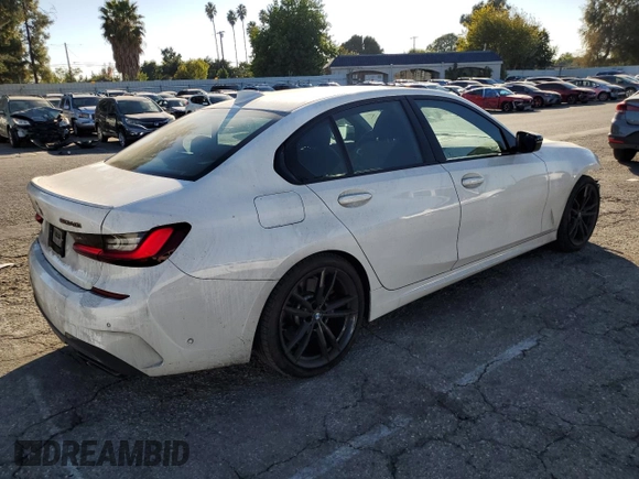 2022 BMW 3 Series M340i with VIN 3MW5U7J05N8C58784, listed as a Copart auction lot 82155364 with 23,376 mi miles and Salvage Title. Bid and sale history available at carsss.com. Image 3.