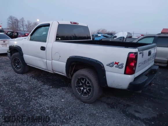 2006 Chevrolet Silverado 1500 Work Truck with VIN 3GCEK14X76G177081, listed as a IAAI auction lot 41676807 with 258,403 mi miles. Bid and sale history available at carsss.com. Image 3.
