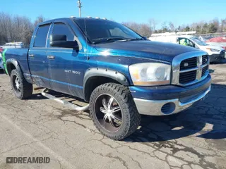 2006 Dodge Ram 1500 SLT with VIN 1D7HU18N16S644266, listed as a IAAI auction lot 41412089 with 173,910 mi miles. Bid and sale history available at carsss.com. Image 1.