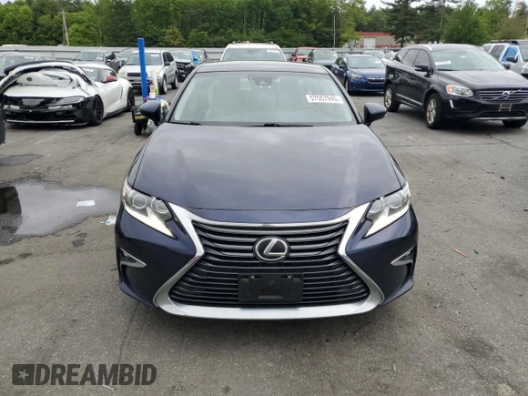 2016 Lexus ES 330 с VIN JTHBK1GGXG2215085, выставлен на аукционе Copart как лот 57557945 с пробегом 150 831 миль миль и Списание • Salvage title. История ставок и продаж доступна на DreamBid. Изображение 5.
