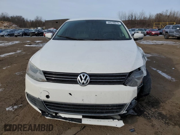 2013 Volkswagen Jetta TDI w/Premium/Nav with VIN 3VWLL7AJ0DM413816, listed as a Copart auction lot 44516015 with 110,918 mi miles and Salvage title. Bid and sale history available at DreamBid. Image 5.