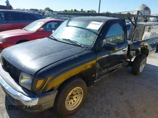 1997 Toyota Tacoma with VIN 4TANL42N2VZ229338, listed as a IAAI auction lot 42540942 with 208,426 mi miles and . Bid and sale history available at DreamBid. Image 6.