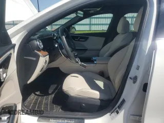 2022 Mercedes-Benz C 300 z VIN W1KAF4HB6NR064021, wystawiony jako Copart lot #66909864 z przebiegiem Nie podano mil oraz Szkoda całkowita • Salvage title. Historia ofert i sprzedaży dostępna na DreamBid. Obrazek 7.