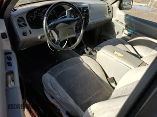 1998 Ford Explorer Sport with VIN 1FMYU24E1WUB03269, listed as a Copart auction lot 42683065 with 110,163 mi miles and Salvage title. Bid and sale history available at DreamBid. Image 8.