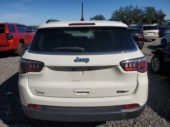 2019 Jeep Compass Latitude with VIN 3C4NJCBB0KT651914, listed as a Copart auction lot 89364095 with 115,623 mi miles and Non Repairable. Bid and sale history available at carsss.com. Image 6.