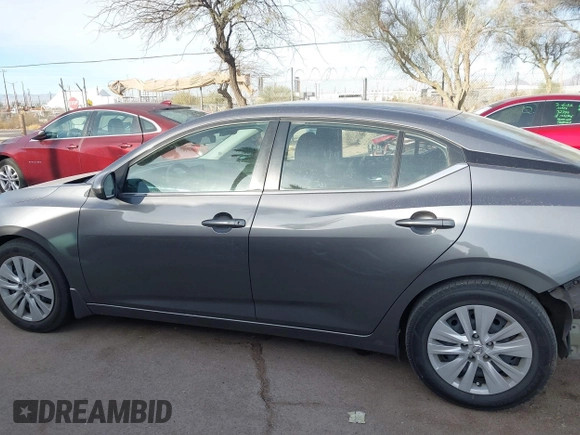 2022 Nissan Sentra S with VIN 3N1AB8BV5NY231174, listed as a IAAI auction lot 41588061 with 95,448 mi miles. Bid and sale history available at carsss.com. Image 15.
