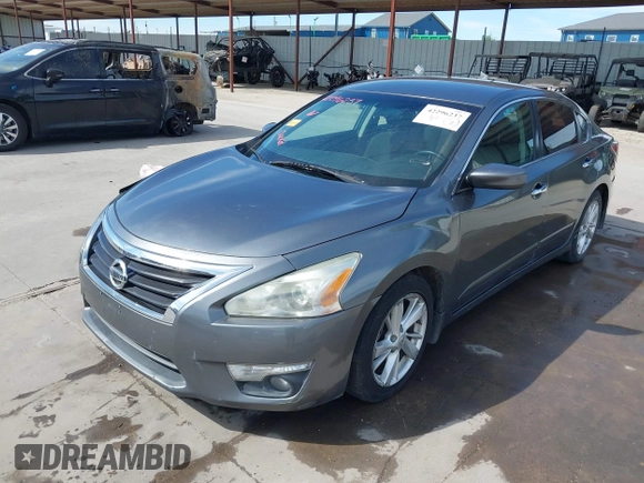 2015 Nissan Altima 2.5 z VIN 1N4AL3AP4FC238472, wystawiony jako IAAI lot #42296237 z przebiegiem 158 731 mil mil oraz . Historia ofert i sprzedaży dostępna na DreamBid. Obrazek 2.