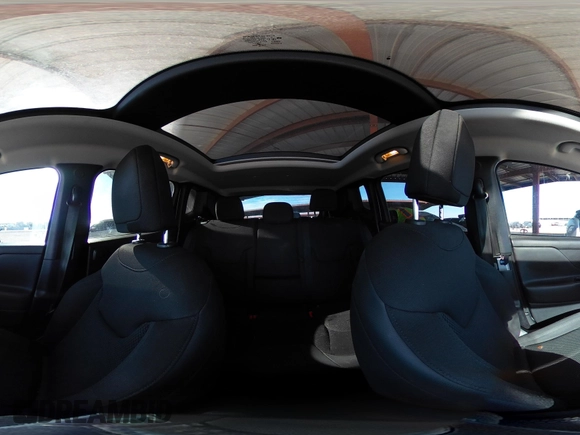 2018 Jeep Renegade Altitude с VIN ZACCJABBXJPJ01571, выставлен на аукционе IAAI как лот 41629753 с пробегом 85 634 миль миль и . История ставок и продаж доступна на DreamBid. Изображение 18.