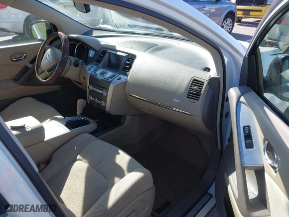 2013 Nissan Murano SL with VIN JN8AZ1MW4DW300680, listed as a IAAI auction lot 40841878 with 142,016 mi miles. Bid and sale history available at carsss.com. Image 5.