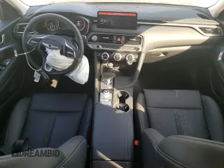 2023 Genesis G70 2.0T with VIN KMTG34TA2PU127340, listed as a Copart auction lot 75685363 with 8,201 mi miles and Non Repairable. Bid and sale history available at DreamBid. Image 8.