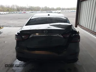 2019 Nissan Maxima SL с VIN 1N4AA6AV5KC369975, выставлен на аукционе IAAI как лот 42007488 с пробегом 87 664 миль миль и . История ставок и продаж доступна на DreamBid. Изображение 17.