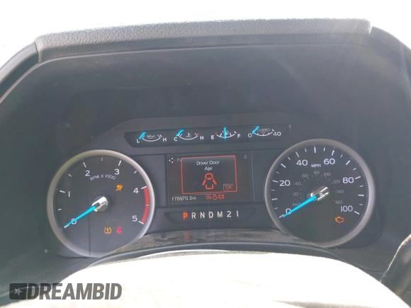 2018 Ford F-250 XL with VIN 1FT7W2BT2JEC44026, listed as a IAAI auction lot 42420391 with 178,970 mi miles and . Bid and sale history available at DreamBid. Image 7.
