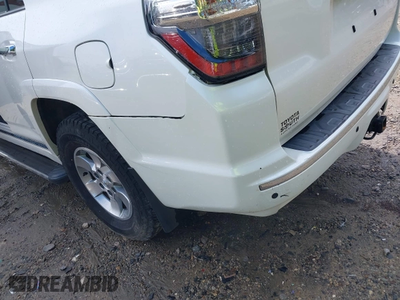 2012 Toyota 4Runner SR5 with VIN JTEBU5JR6C5084982, listed as a IAAI auction lot 42264172 with 148,757 mi miles and . Bid and sale history available at DreamBid. Image 17.