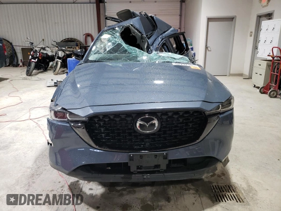 2024 Mazda CX-5 2.5 S Preferred Package with VIN JM3KFBCL9R0502891, listed as a Copart auction lot 52292185 with 10,595 mi miles and Salvage Title. Bid and sale history available at carsss.com. Image 5.