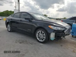 2019 Ford Fusion Hybrid SE with VIN 3FA6P0LUXKR243750, listed as a Copart auction lot 52634935 with 111,757 mi miles and Salvage Title. Bid and sale history available at carsss.com. Image 4.