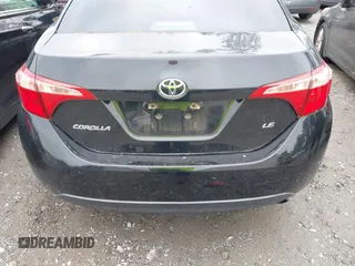 2018 Toyota Corolla L z VIN 5YFBURHE9JP765393, wystawiony jako IAAI lot #42112155 z przebiegiem 152 764 mil mil oraz . Historia ofert i sprzedaży dostępna na DreamBid. Obrazek 16.