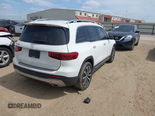 2023 Mercedes-Benz GLB 250 z VIN W1N4M4GB4PW298282, wystawiony jako IAAI lot #42038985 z przebiegiem 18 099 mil mil oraz . Historia ofert i sprzedaży dostępna na DreamBid. Obrazek 4.