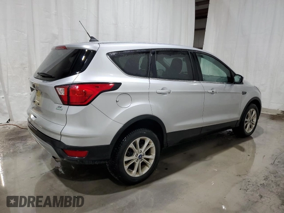 2019 Ford Escape SE with VIN 1FMCU0GD0KUB31057, listed as a Copart auction lot 50521255 with 109,507 mi miles and Clean Title. Bid and sale history available at carsss.com. Image 3.