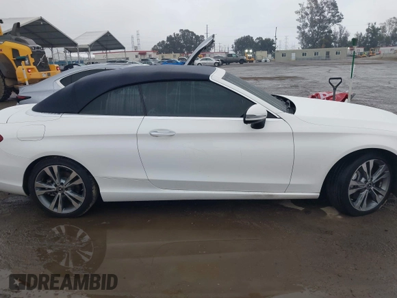 2021 Mercedes-Benz C 300 with VIN W1KWK8DB5MG062768, listed as a IAAI auction lot 41871307 with 36,538 mi miles and . Bid and sale history available at DreamBid. Image 13.