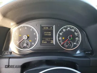 2014 Volkswagen Tiguan SE z VIN WVGAV3AX6EW549608, wystawiony jako Copart lot #48240405 z przebiegiem 81 629 mil mil oraz Szkoda całkowita • Salvage title. Historia ofert i sprzedaży dostępna na DreamBid. Obrazek 9.