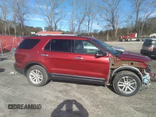 2014 Ford Explorer XLT with VIN 1FM5K7D89EGB61398, listed as a IAAI auction lot 41652715 with 180,785 mi miles. Bid and sale history available at carsss.com. Image 14.