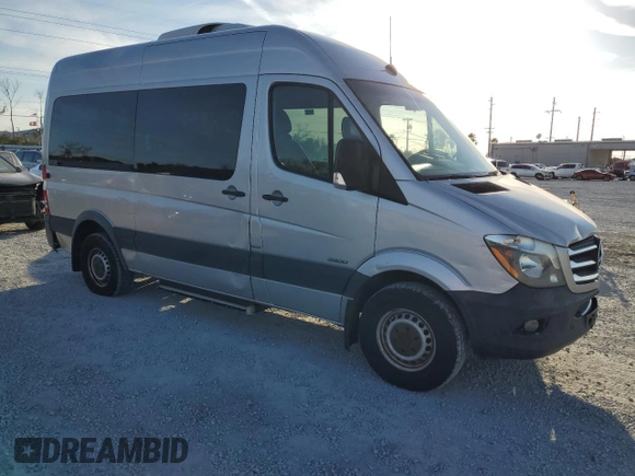 2016 Mercedes-Benz Sprinter with VIN WDZPE7DD6GP212117, listed as a Copart auction lot 43989545 with 137,194 mi miles and Clean Title. Bid and sale history available at DreamBid. Image 4.