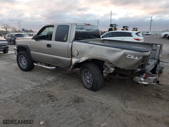 2003 Chevrolet Silverado 2500HD LS with VIN 1GCHK29U43E245535, listed as a Copart auction lot 86907674 with 0 mi miles and Salvage Title. Bid and sale history available at carsss.com. Image 2.