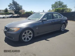 2006 BMW 3 Series 330i with VIN WBAVB33526PS13196, listed as a Copart auction lot 62484235 with 156,706 mi miles and Salvage title. Bid and sale history available at DreamBid. Image 1.