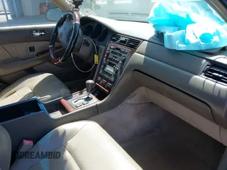 2000 Acura RL with VIN JH4KA9652YC014570, listed as a IAAI auction lot 41832685 with Not Provided miles and . Bid and sale history available at DreamBid. Image 5.