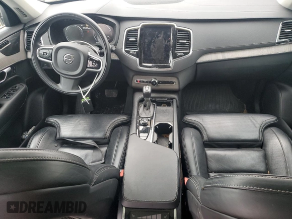 2022 Volvo XC90 Inscription with VIN YV4A221L3N1855101, listed as a Copart auction lot 51765945 with 25,419 mi miles and Salvage title. Bid and sale history available at DreamBid. Image 8.