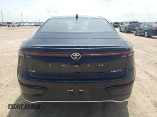2023 Toyota Crown XLE с VIN JTDAAAAF4P3000621, выставлен на аукционе Copart как лот 53390655 с пробегом 27 156 миль миль и Списание • Salvage title. История ставок и продаж доступна на DreamBid. Изображение 6.