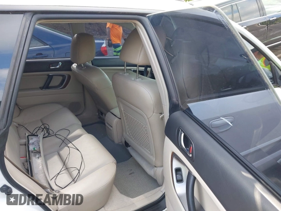 2007 Subaru Legacy Outback Limited with VIN 4S4BP62C777310819, listed as a IAAI auction lot 42740506 with 119,526 mi miles and . Bid and sale history available at DreamBid. Image 8.