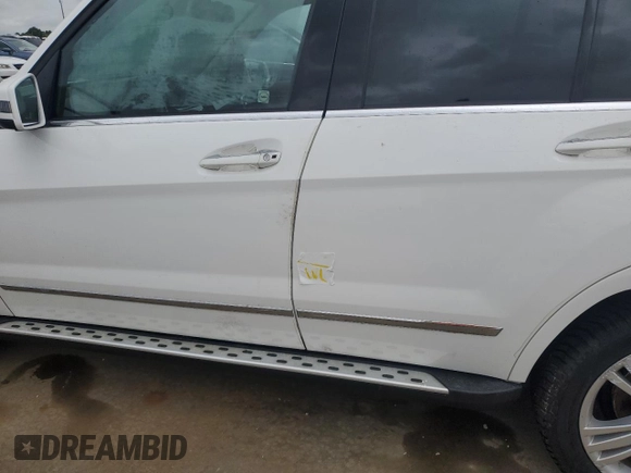 2015 Mercedes-Benz GLK 350 with VIN WDCGG5HB2FG422553, listed as a Copart auction lot 74560294 with Not Provided miles and Non Repairable. Bid and sale history available at DreamBid. Image 13.