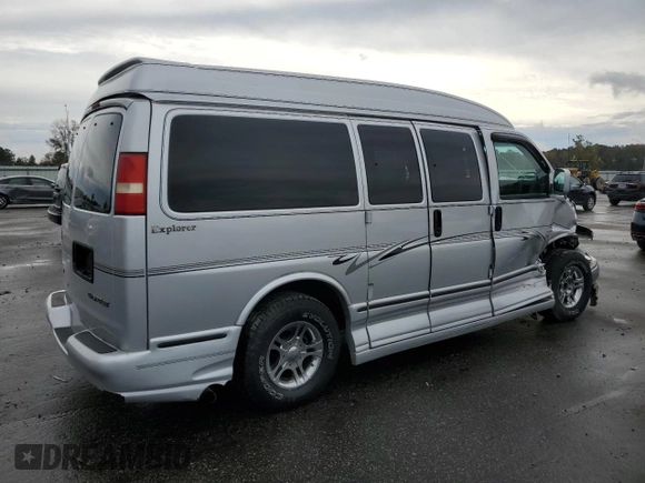2003 Chevrolet Express Cargo YF7 Upfitter with VIN 1GBFG15T031162552, listed as a Copart auction lot 79677874 with 187,193 mi miles and Salvage title. Bid and sale history available at DreamBid. Image 3.