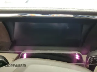 2022 Lincoln Navigator Reserve z VIN 5LMJJ2LT8NEL04053, wystawiony jako Copart lot #57211255 z przebiegiem Nie podano mil oraz Szkoda całkowita • Salvage title. Historia ofert i sprzedaży dostępna na DreamBid. Obrazek 9.