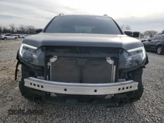 2023 Honda Passport TrailSport with VIN 5FNYF8H6XPB033513, listed as a Copart auction lot 49392115 with 41,069 mi miles and Salvage title. Bid and sale history available at DreamBid. Image 5.