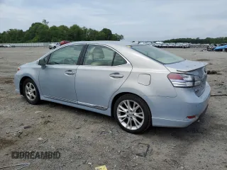 2010 Lexus HS 250h z VIN JTHBB1BA4A2013739, wystawiony jako Copart lot #60281275 z przebiegiem 150 131 mil mil oraz Czysty tytuł • Clean title. Historia ofert i sprzedaży dostępna na DreamBid. Obrazek 2.