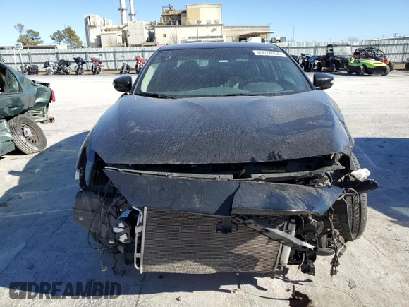 2018 Nissan Maxima Platinum with VIN 1N4AA6APXJC390241, listed as a Copart auction lot 40622004 with 76,879 mi miles and Salvage Title. Bid and sale history available at DreamBid. Image 5.